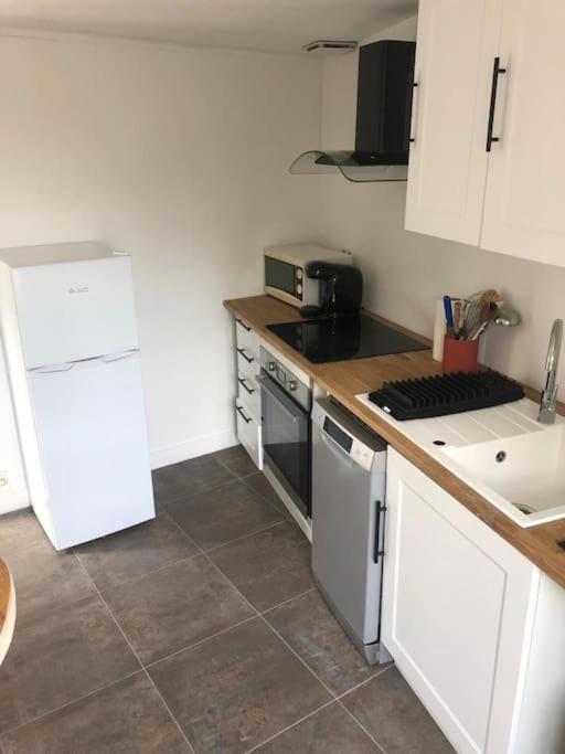 Le Long Rocher Apartment